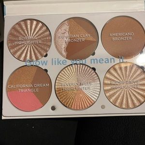 Ofra On the Glow Highlighting and Bronzing Palette